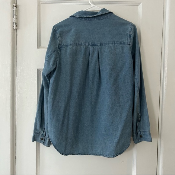 Forever21 Denim Button Down - Picture 3 of 4
